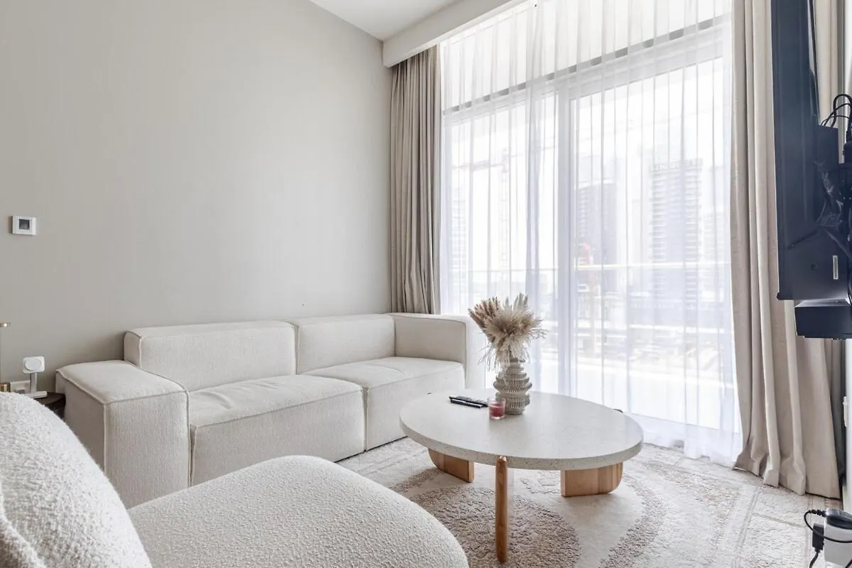 Apartment Luxury2Br Canal View Free Parking & Water Downtown Dubai United Arab Emirates