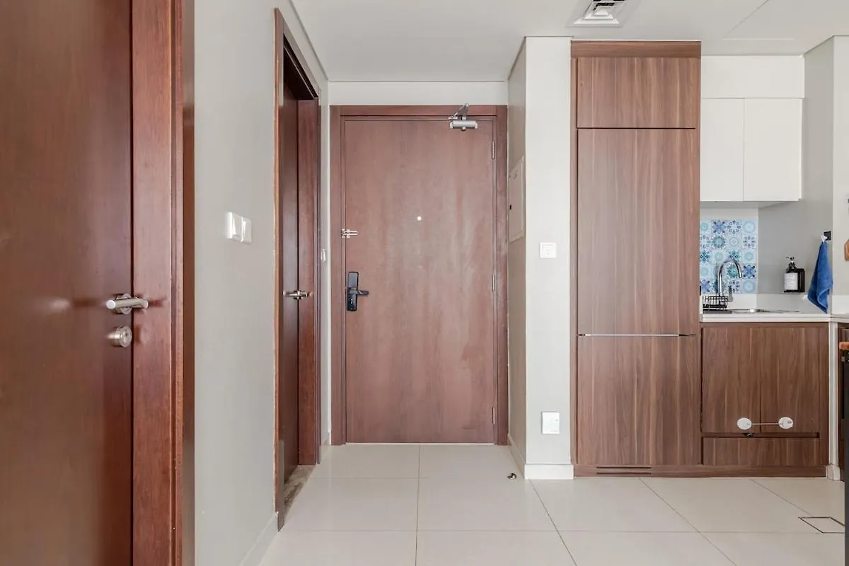 Luxury2Br Canal View Free Parking & Water Downtown Dubai 0*,  United Arab Emirates