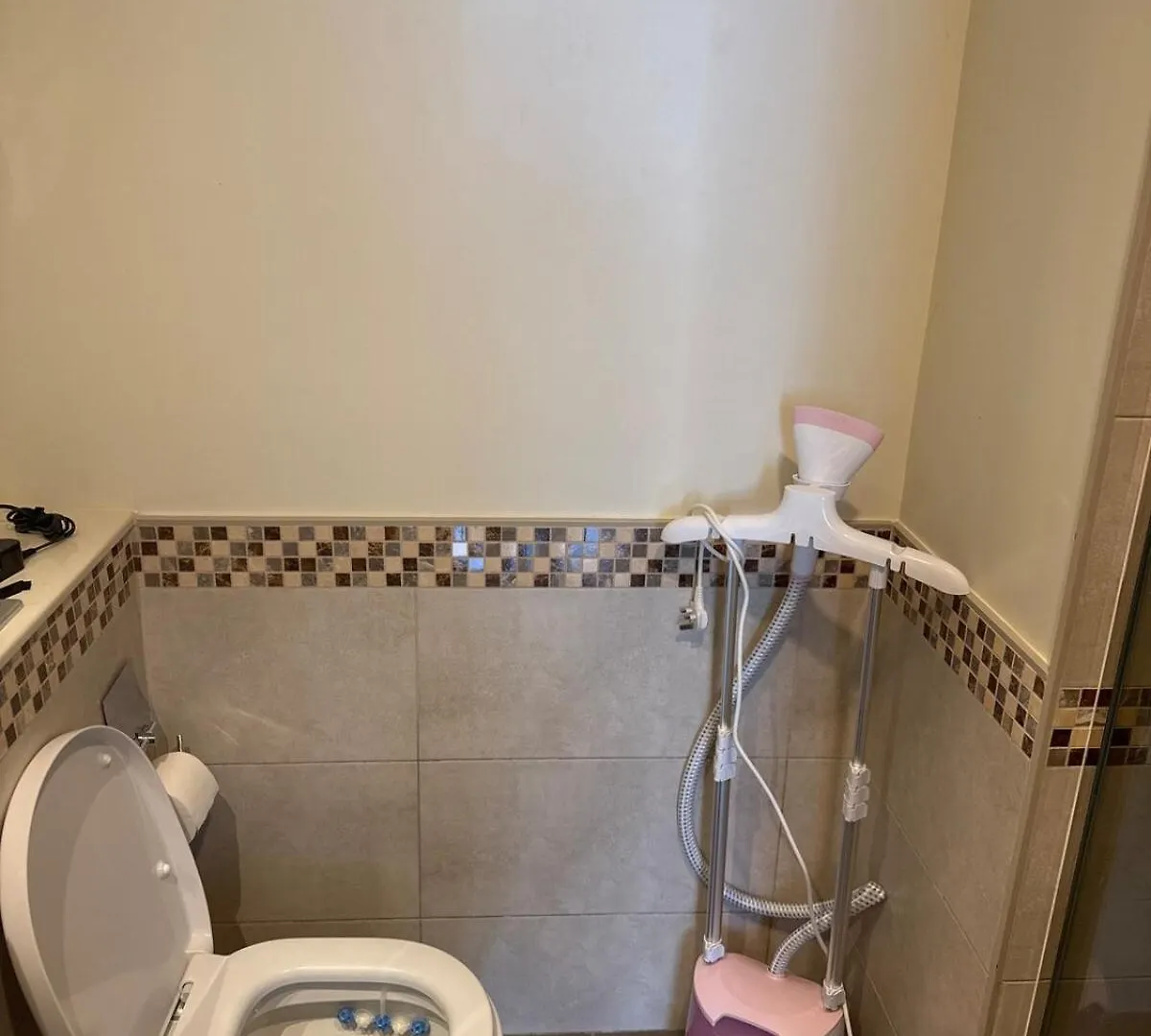 Luxury2Br Canal View Free Parking & Water Downtown Dubai Apartment