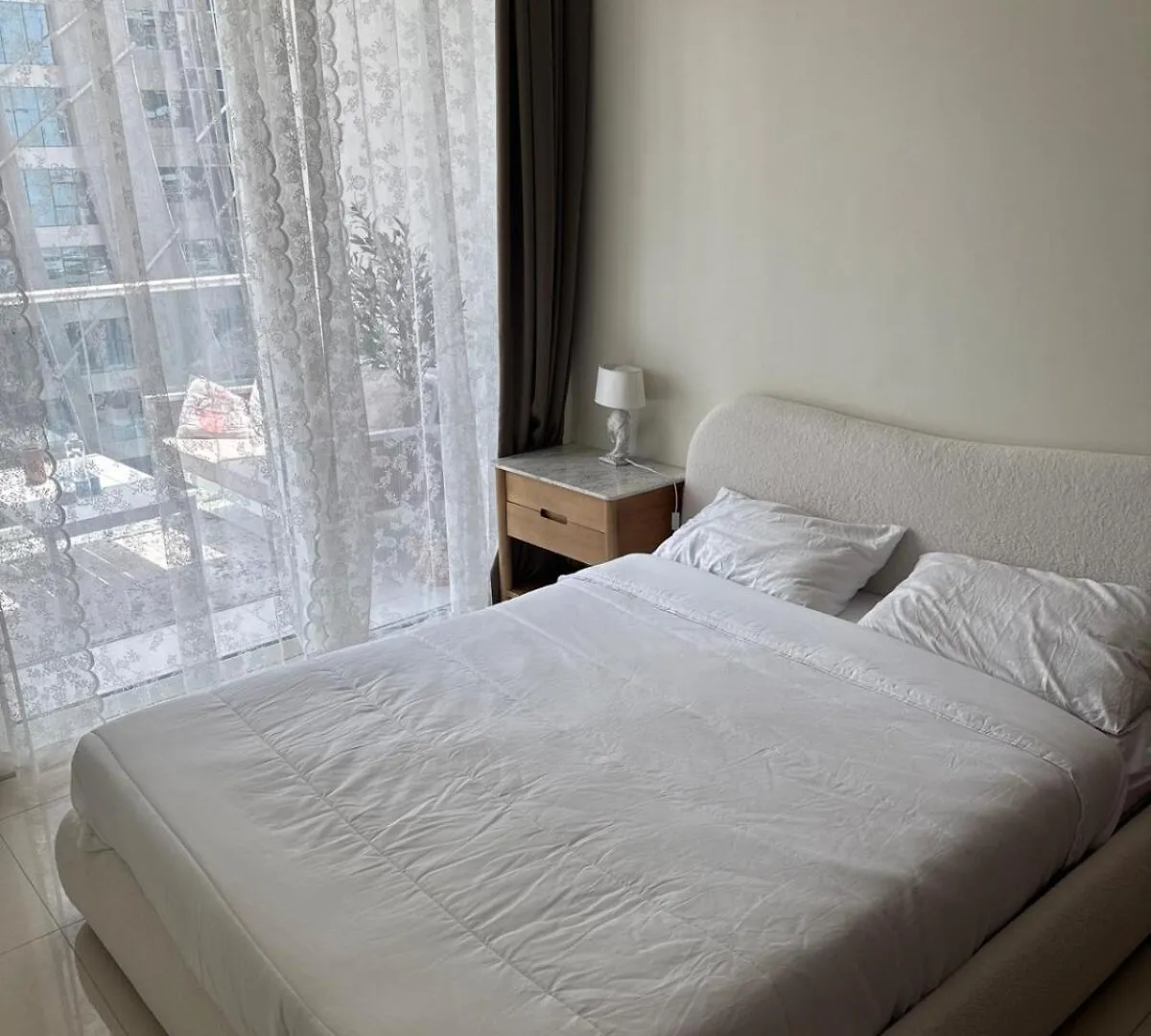 Luxury2Br Canal View Free Parking & Water Downtown Dubai 0*,  United Arab Emirates