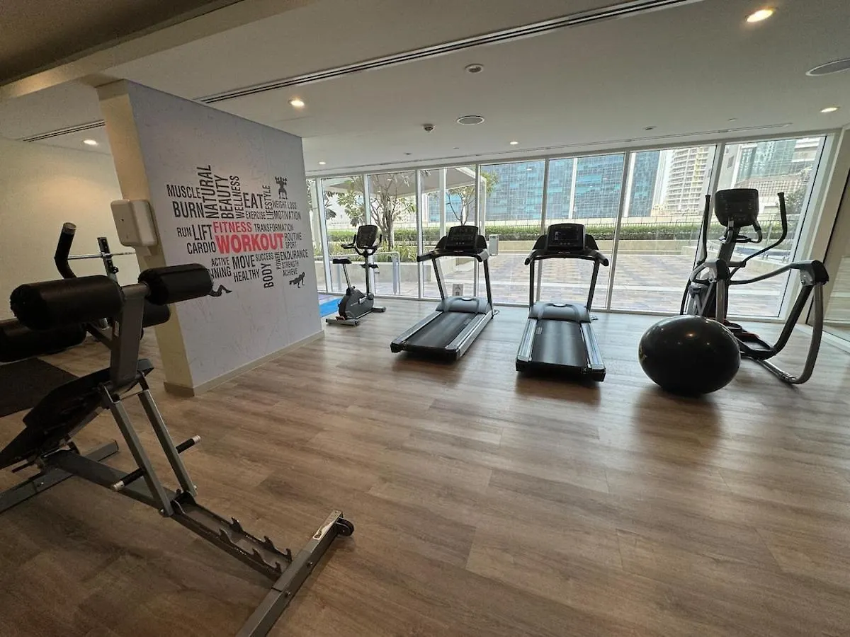 Luxury2Br Canal View Free Parking & Water Downtown 迪拜 公寓